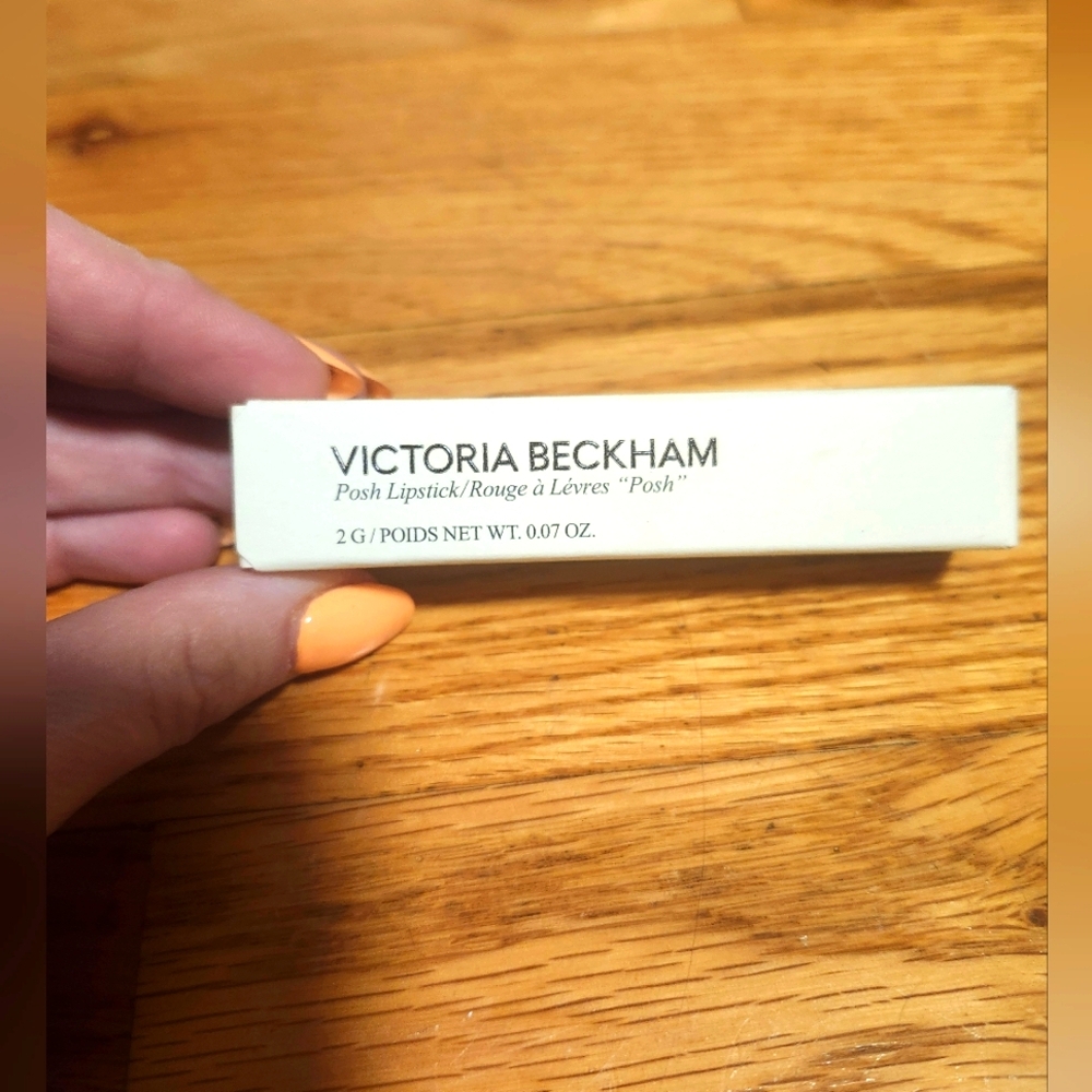 Victoria Beckham Posh Lipstick in Elegant White Box